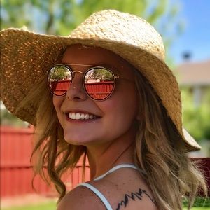 Meet your Posher, Scarlett